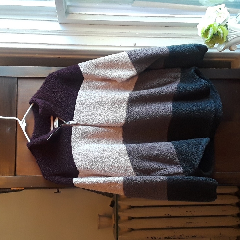 Maurices Size Xl Sherpa Colorblock Pullover - image 1